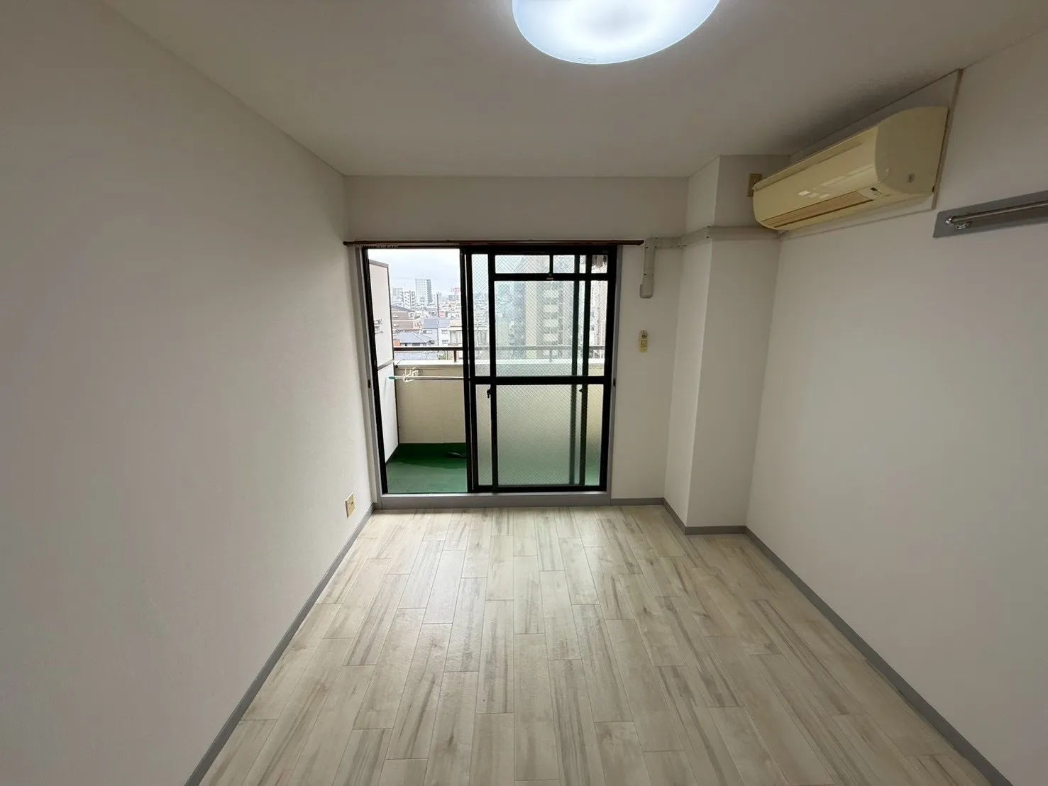 賃貸物件の原状回復！クロス・クッションフロア張替え工事（茨木市・高槻市）